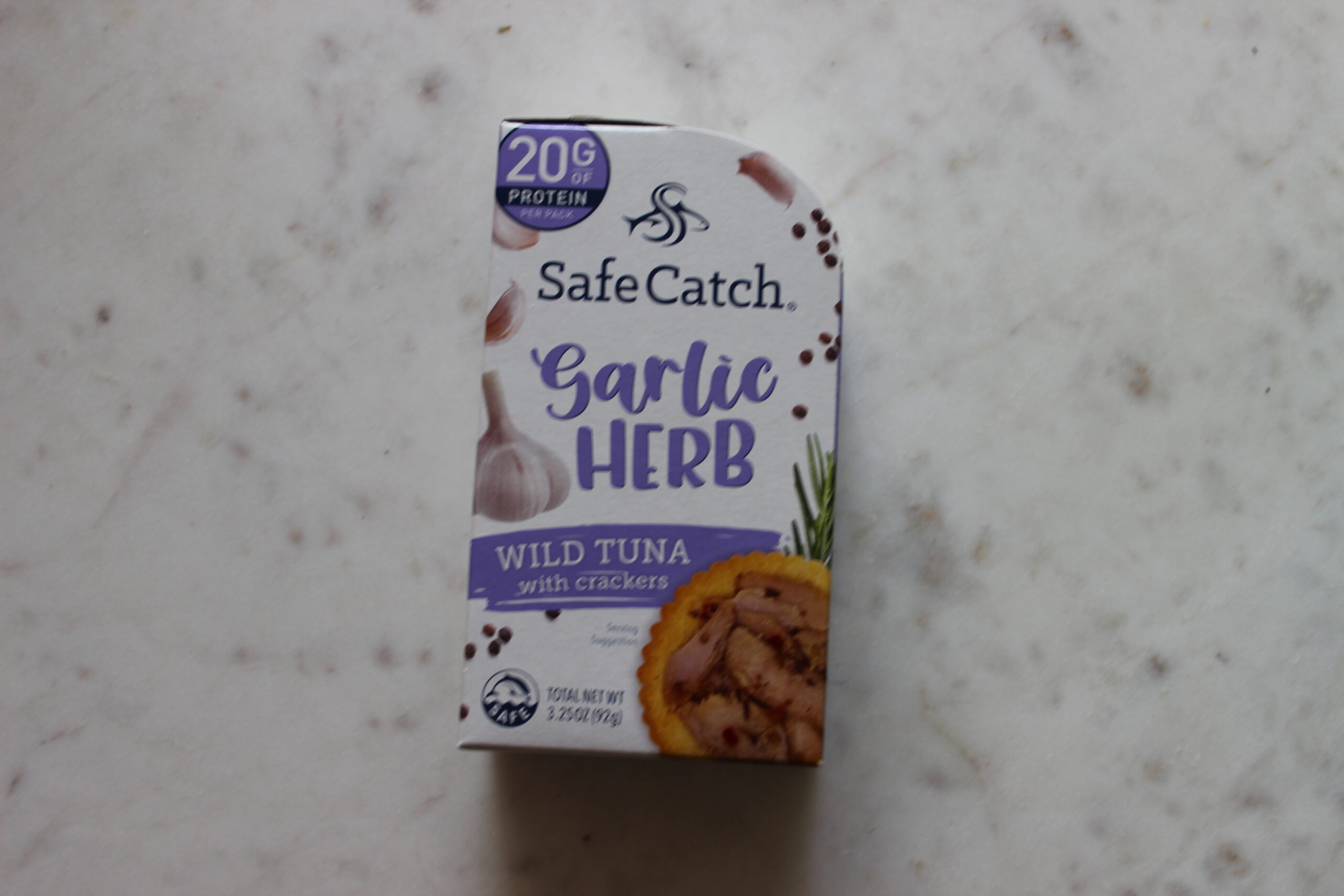 Healthy Snacking, the Celebrity Way, Safe Catch Wild Tuna With Crackers